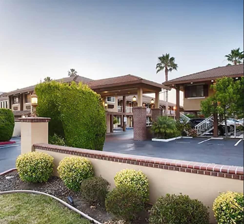 Surestay Plus Hotel By Best Western Mountain View Buitenkant foto