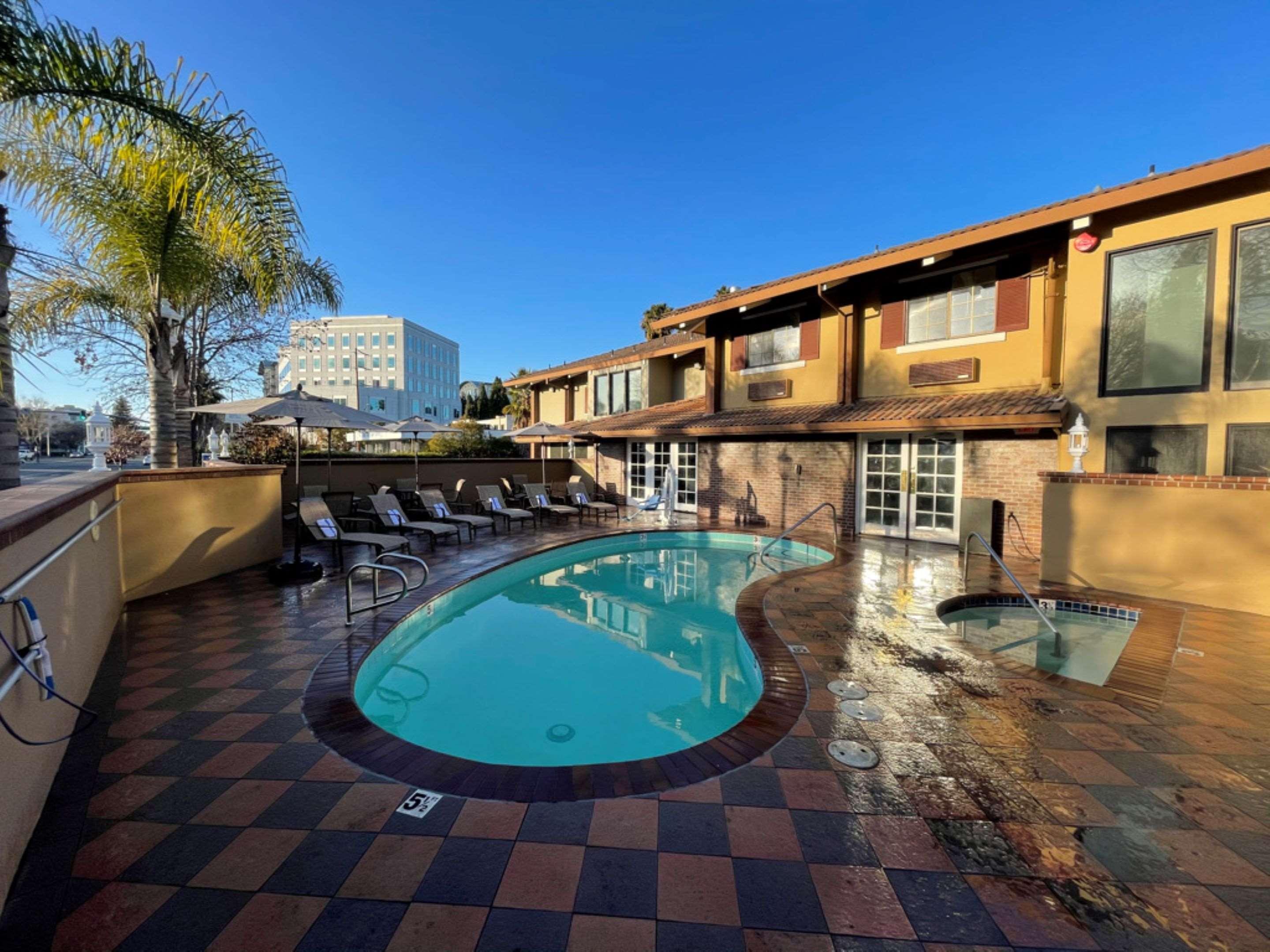Surestay Plus Hotel By Best Western Mountain View Buitenkant foto